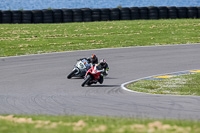 anglesey-no-limits-trackday;anglesey-photographs;anglesey-trackday-photographs;enduro-digital-images;event-digital-images;eventdigitalimages;no-limits-trackdays;peter-wileman-photography;racing-digital-images;trac-mon;trackday-digital-images;trackday-photos;ty-croes